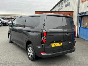 Ford Transit Custom 320 Limited LWB DCIV (74 Plate) Manual – 12 Month Deal