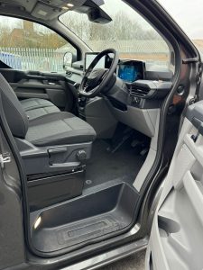 Ford Transit Custom 320 Limited LWB DCIV (74 Plate) Manual – 12 Month Deal